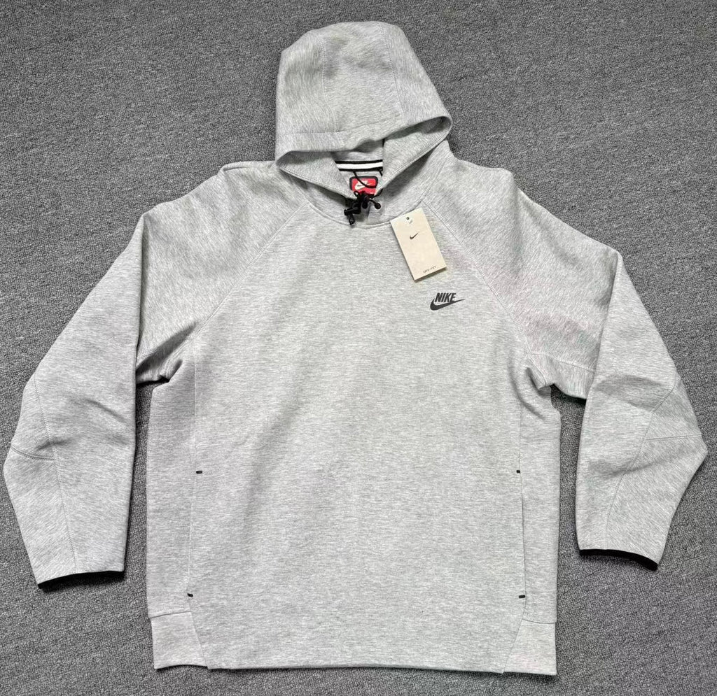 Pull Nike tech gris
